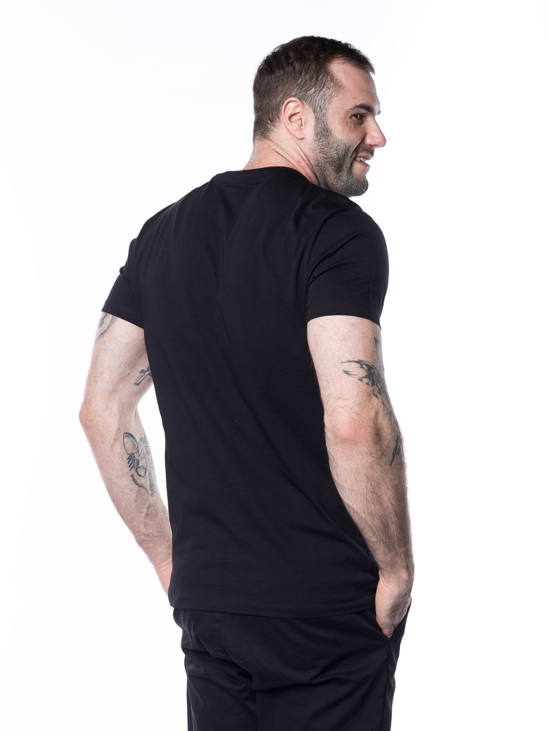 Футболка  мужская 22SE07000081